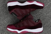 Jordan 11 Low-045
